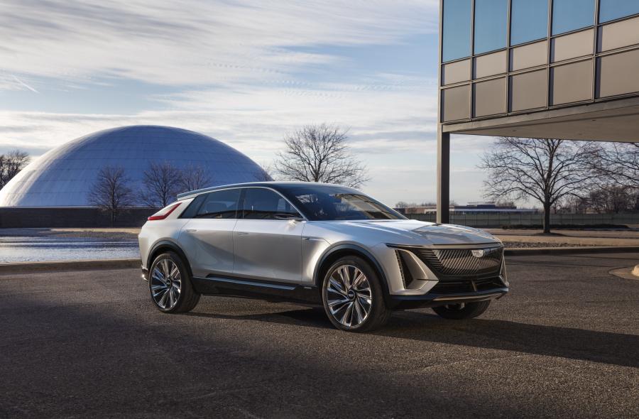  Cadillac Lyriq Show Car 2020 года  (фото 1 из 28)
